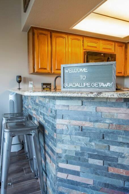 Guadalupe Getaway Apartment New Braunfels